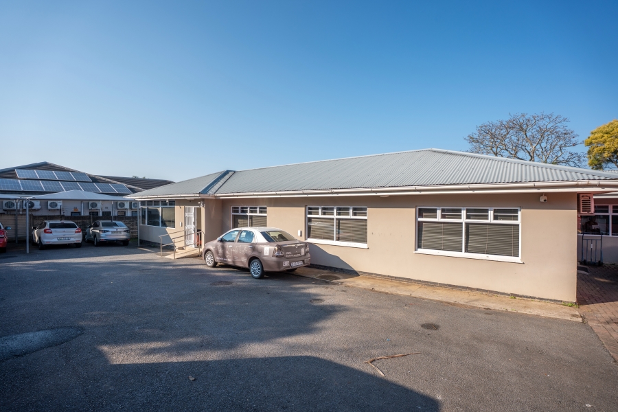 Commercial Property for Sale in Vincent Eastern Cape